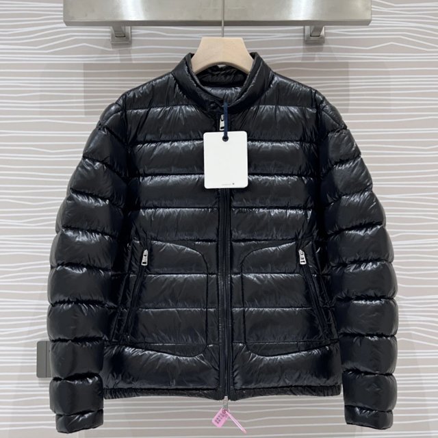 Moncler Moncler Black Lightweight Waterproof Down Jacket - Buy on Kakobuysheetfind