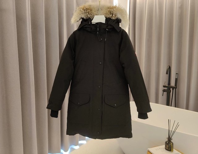 Canada Goose Canada Goose Black Down Parka Winter Jacket - Buy on Kakobuysheetfind