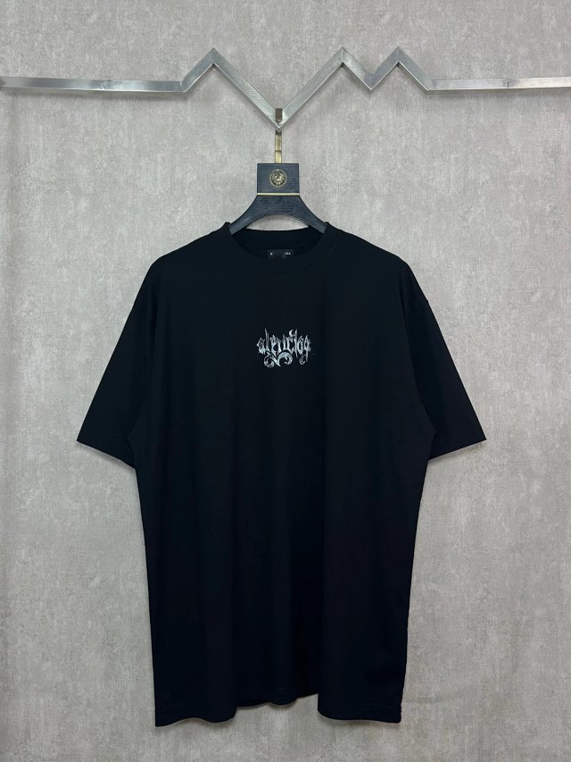 Balenciaga Balenciaga Black Gothic Logo Cotton Crew Neck T-Shirt - Buy on Kakobuysheetfind