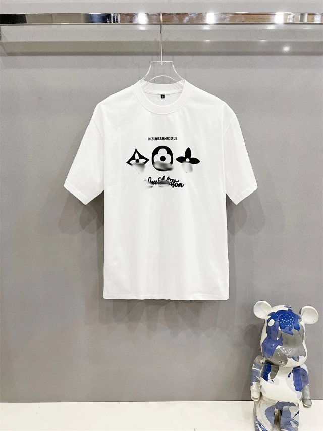 Louis Vuitton Louis Vuitton White Cotton LV Floral Logo T-Shirt - Buy on Kakobuysheetfind