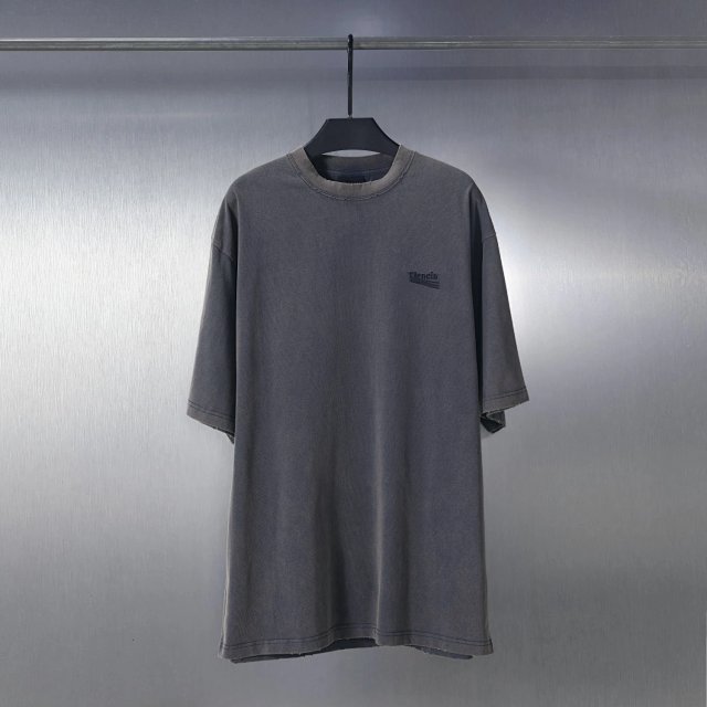 Balenciaga Balenciaga Gray Washed Oversized Logo Cotton T-Shirt - Buy on Kakobuysheetfind