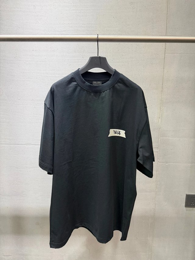 Balenciaga Balenciaga Dark Charcoal Oversized Logo Patch T-Shirt - Buy on Kakobuysheetfind