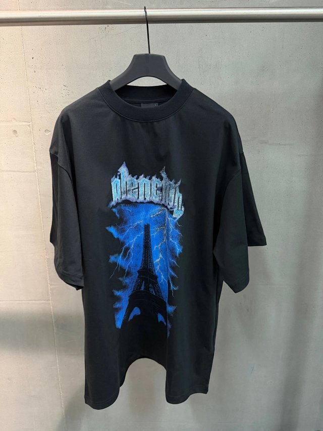 Balenciaga Balenciaga Black Lightning Eiffel Tower Oversized T-Shirt - Buy on Kakobuysheetfind