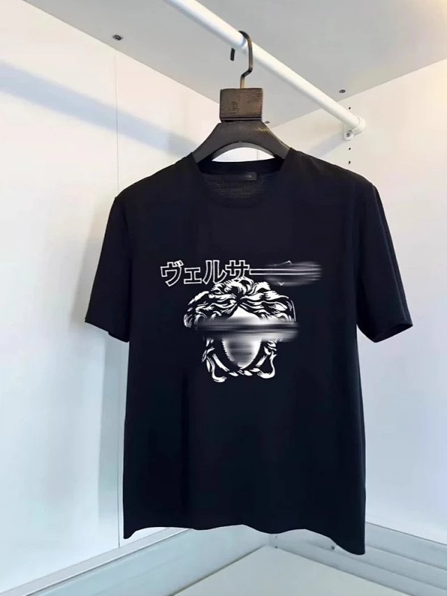 Versace Versace Black Medusa Japanese Logo Cotton T-Shirt Unisex - Buy on Kakobuysheetfind