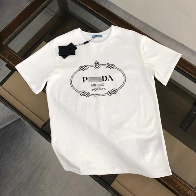 Prada Prada White Cotton Chain Logo Unisex Crew Neck T-Shirt - Buy on Kakobuysheetfind