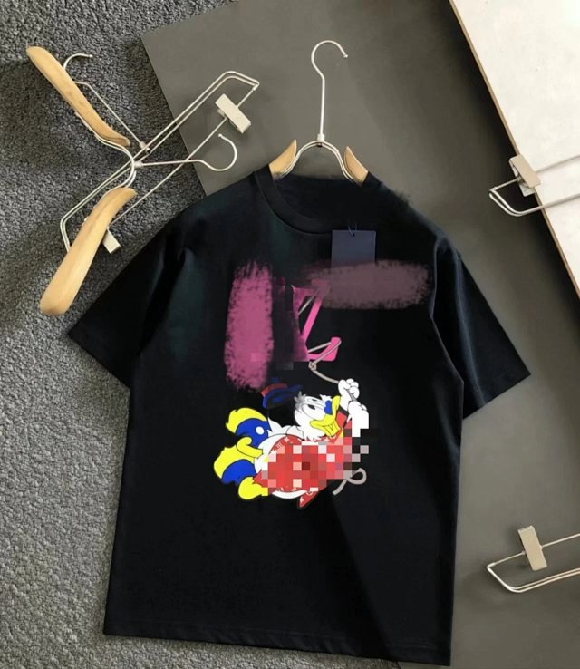Louis Vuitton Louis Vuitton Black LV Duck Graffiti Cotton T-Shirt - Buy on Kakobuysheetfind