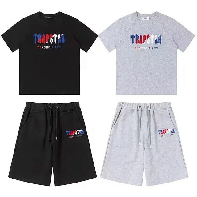 Trapstar Trapstar Black Cotton Gothic Logo Unisex T-Shirt - Buy on Kakobuysheetfind
