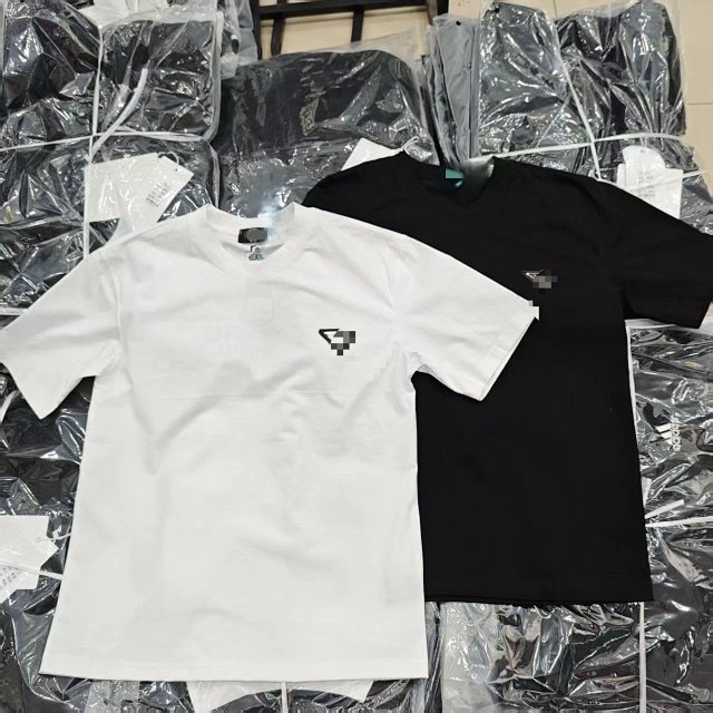  Prada Prada Pixel Triangle Logo White Cotton Crew Neck T-Shirt - Buy on Kakobuysheetfind