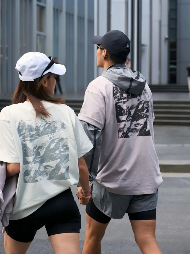 On Running On Running Gray Quick-Dry Loose Back Print T-Shirt - Buy on Kakobuysheetfind