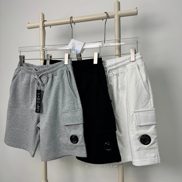 C.P. Company C.P. Company Grey Men's Cargo Shorts Lens Badge - Buy on Kakobuysheetfind