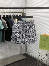 01 Black
