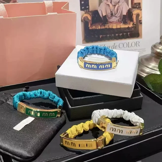 Miu Jewelry Pleated Leather Logo Plaque Bracelet product detail image 1