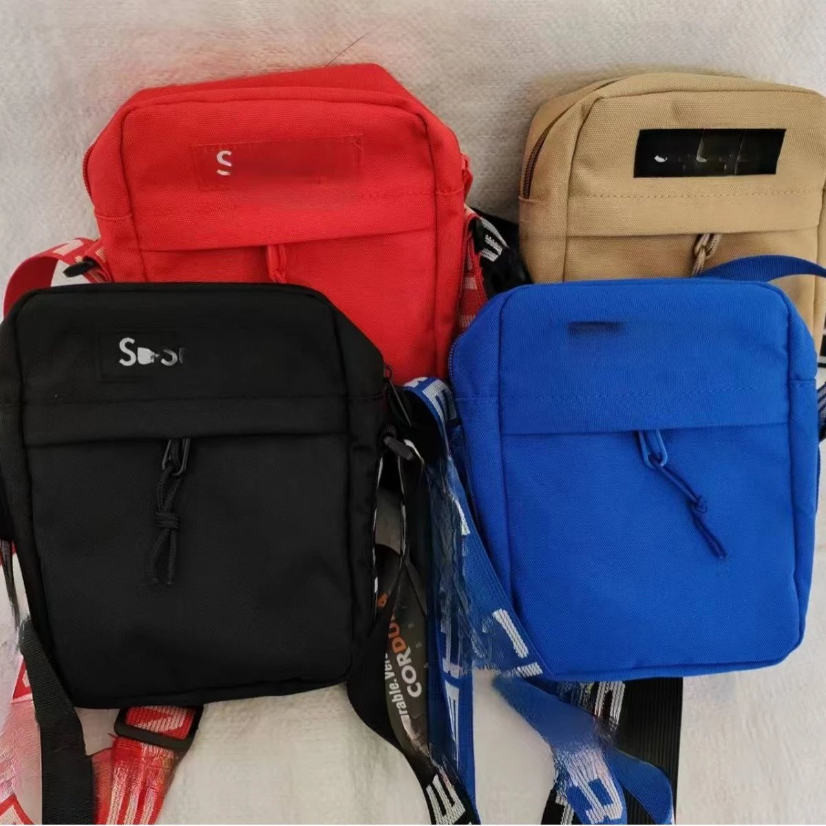 Supreme Shoulder Bag [4 Colors