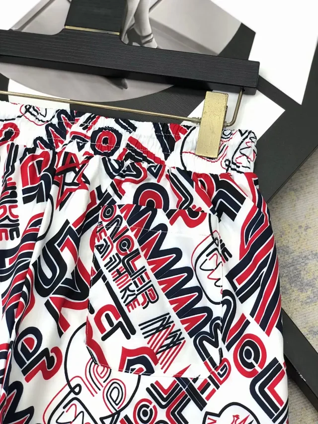 Moncler Shorts Graphic Print Drawstring product detail image 14