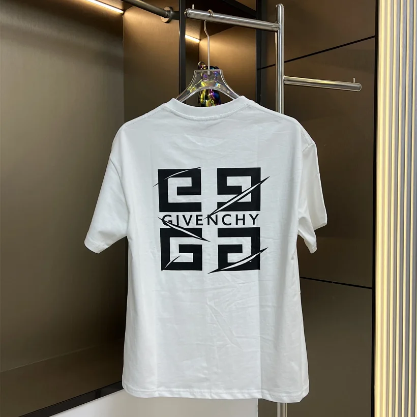 Givenchy Tee