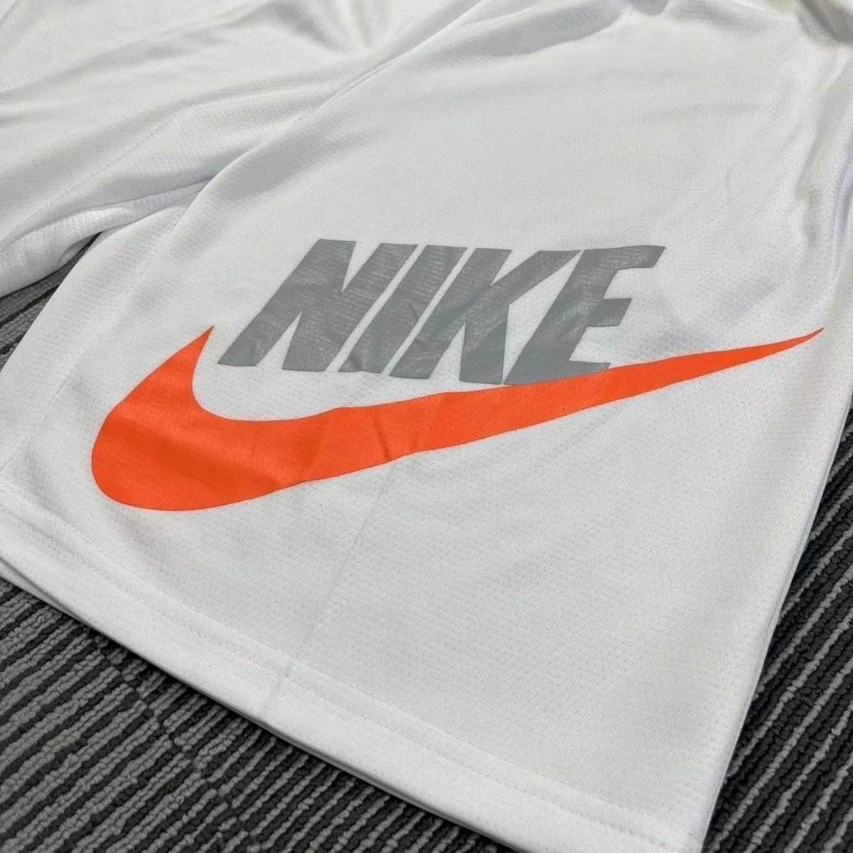 Nike Sportswear Essential Logo Shorts Black - 7