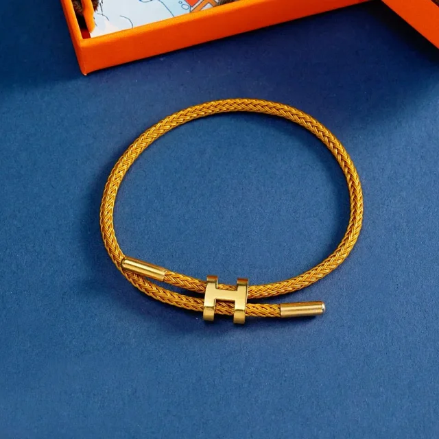 Unbranded Jewelry Braided Cord Bracelet with H-Shaped Clasp product detail image 7