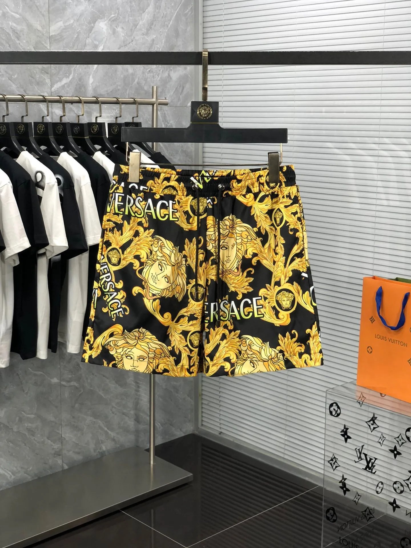Versace Medusa Baroque Print Swim Shorts Black / Gold - 2