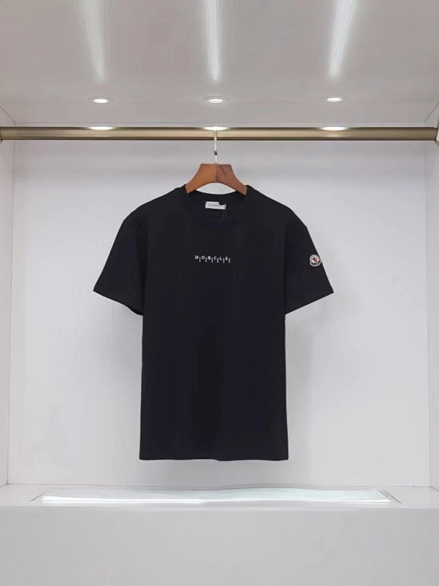 Moncler T-shirt Tee: seller detail photo 9