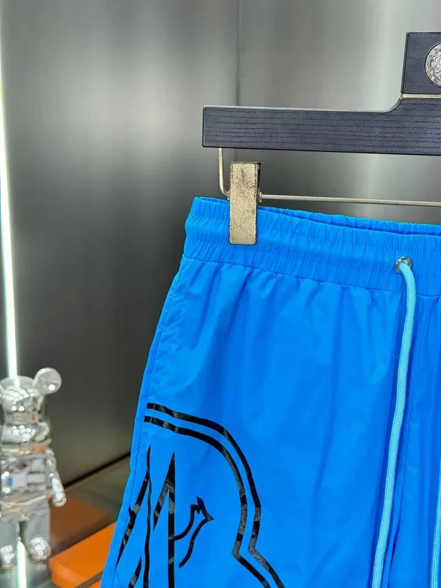 Moncler Swimwear Logo-print drawstring swim shorts product detail image 33