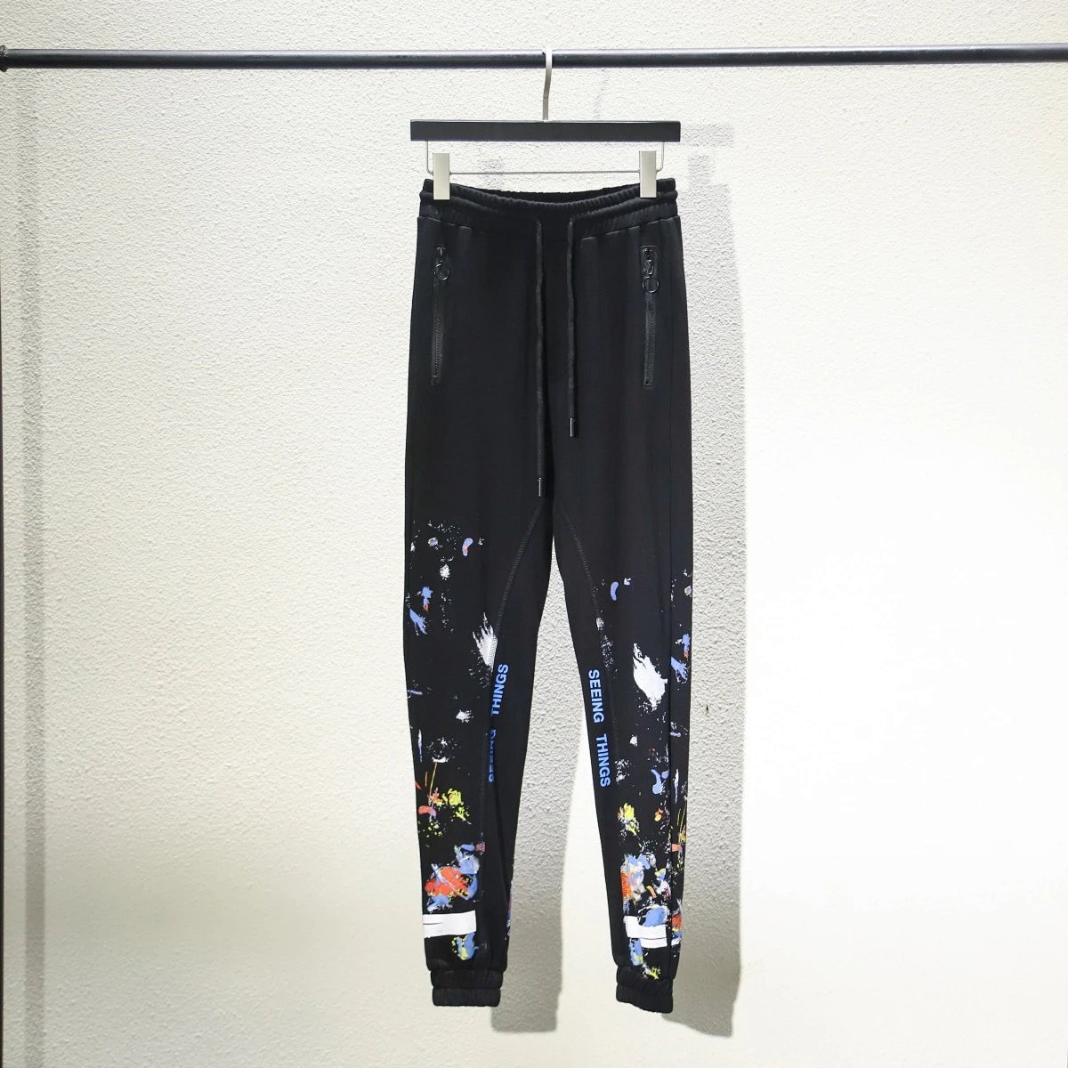 Off-White Diagonal Stripe Cut-Out Sweatpants White product detail 8 in Litbuy spreadsheet finds