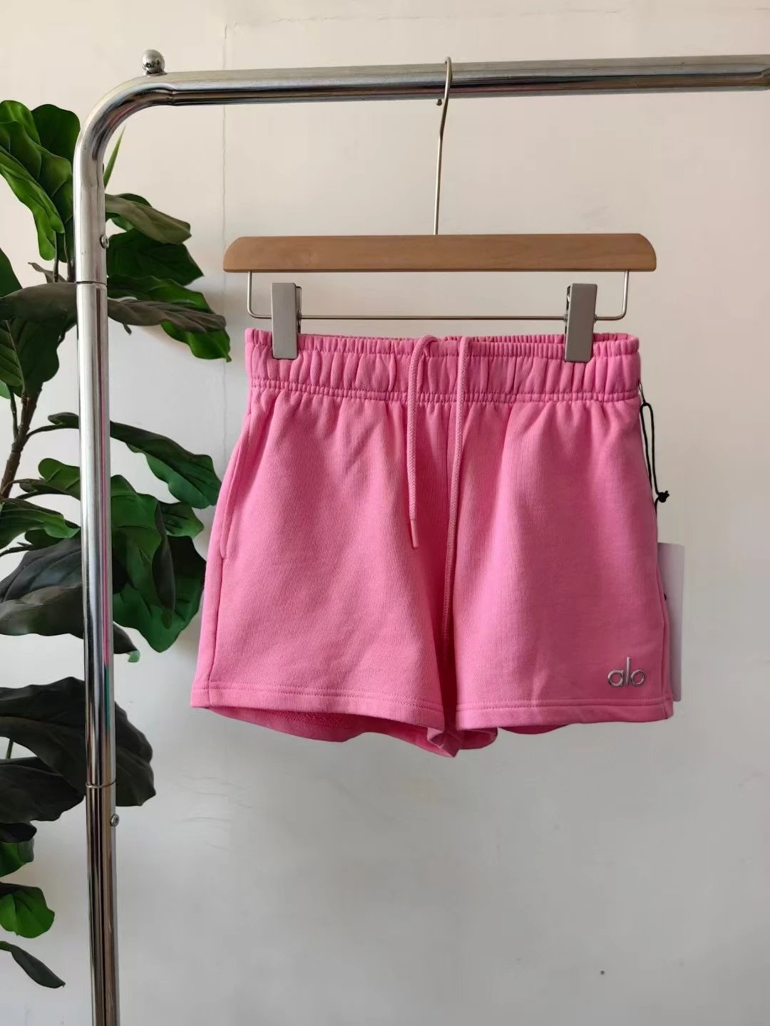 Alo Yoga Shorts Pink Activewear Shorts - 7