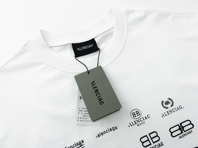 Balenciaga T-shirt: seller detail photo 6