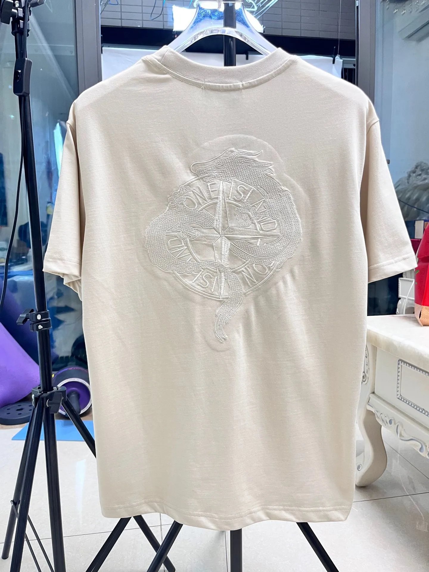Givenchy 4G Slash Logo Black T-Shirt - 10