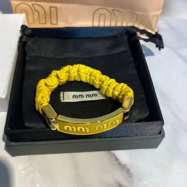 Miu Jewelry Pleated Leather Logo Plaque Bracelet product detail image 3