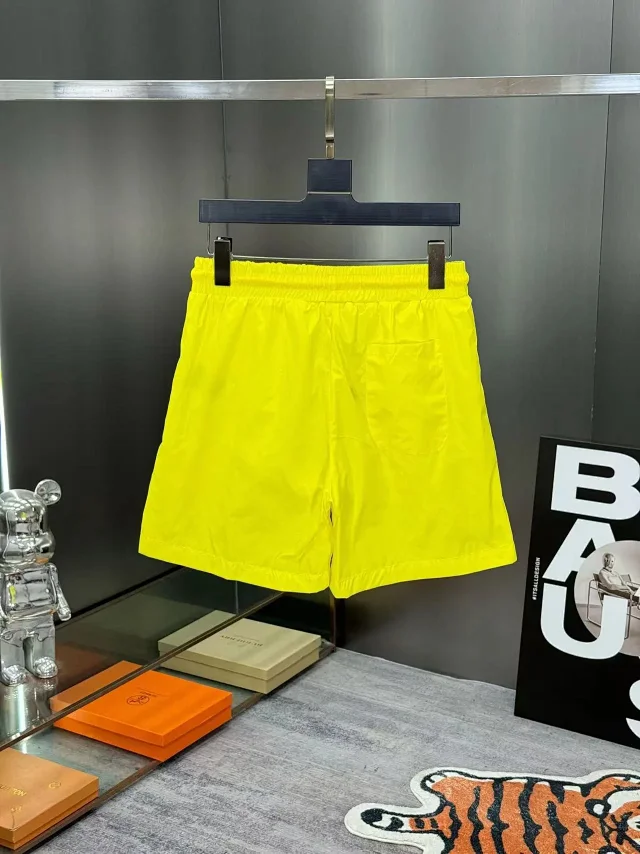 Moncler Swimwear Logo-print drawstring swim shorts product detail image 39