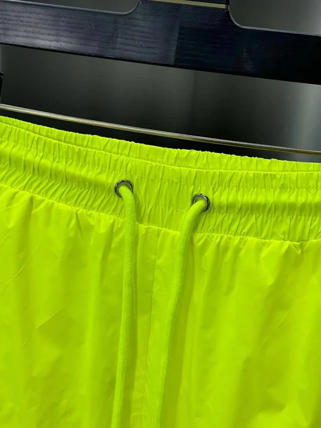 Moncler Swimwear Logo-print drawstring swim shorts product detail image 25