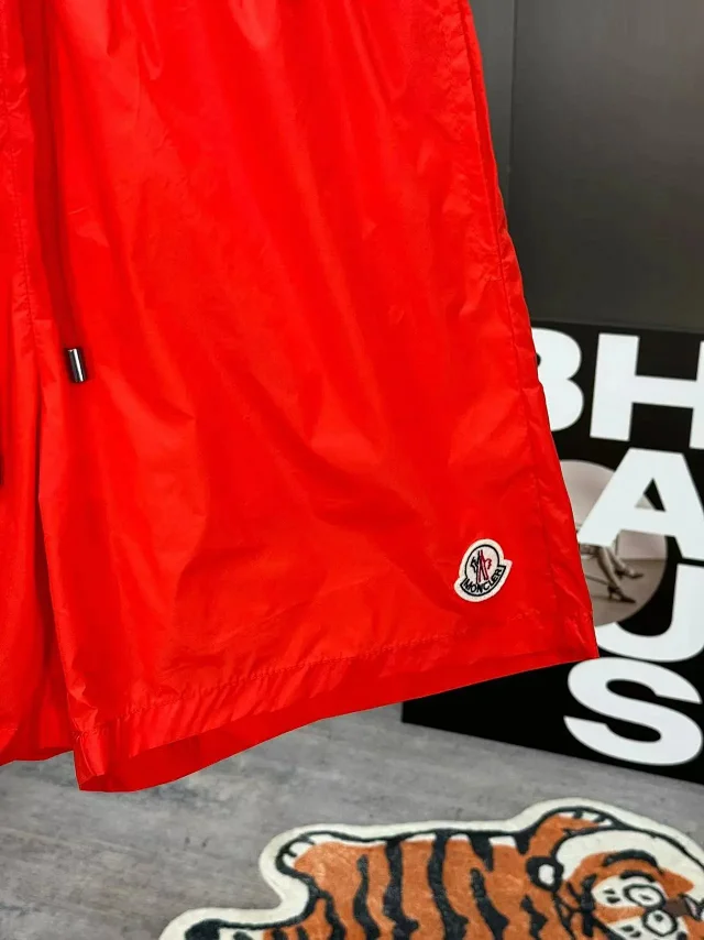 Moncler Swimwear Logo-print drawstring swim shorts product detail image 58