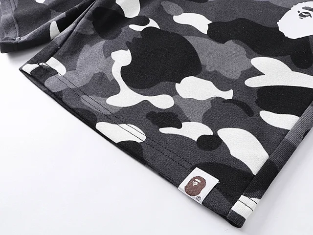 A BATHING APE T-Shirts Logo Graphic product detail image 21