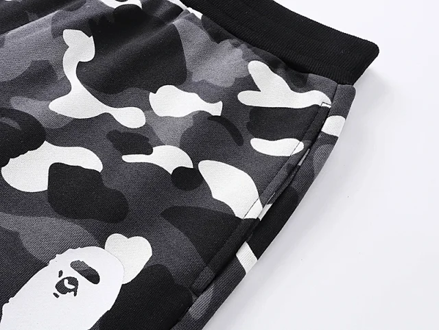 A BATHING APE T-Shirts Logo Graphic product detail image 22