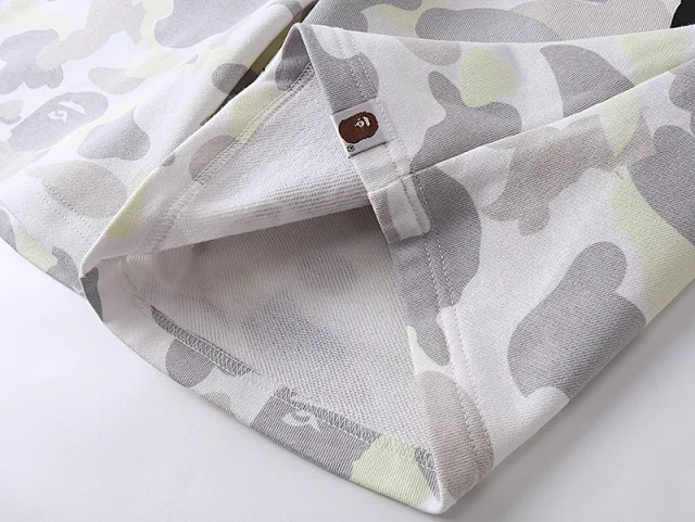 A BATHING APE T-Shirts Logo Graphic product detail image 25