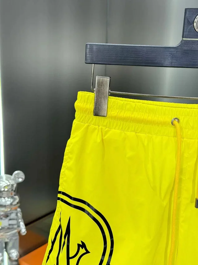 Moncler Swimwear Logo-print drawstring swim shorts product detail image 42