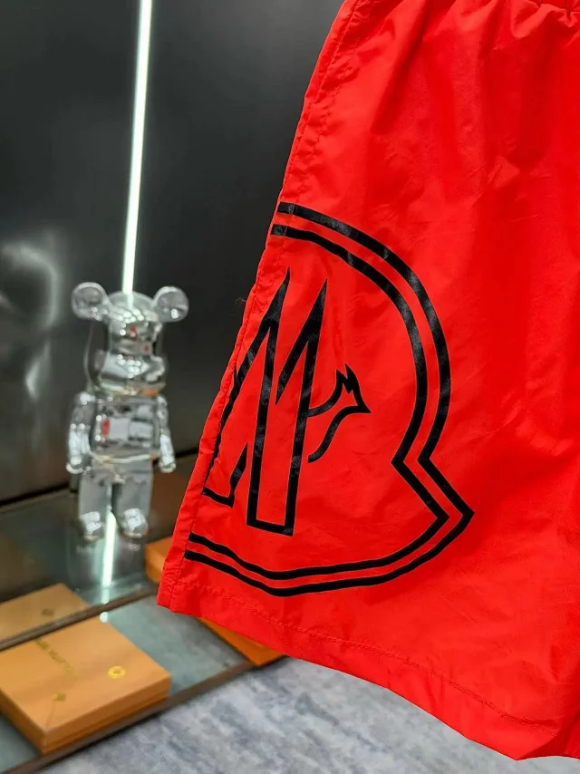 Moncler Swimwear Logo-print drawstring swim shorts product detail image 62