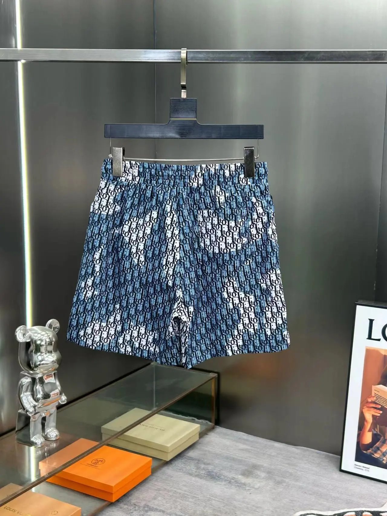Dior Oblique Print Shorts White / Black - 10