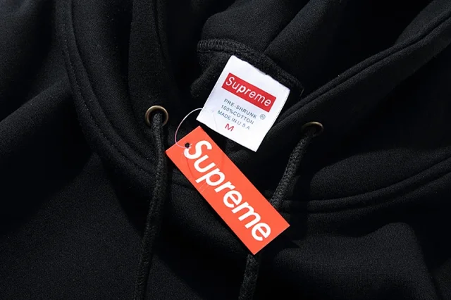 Supreme Hoodies & Sweatshirts Graphic Print Pullover Hoodie product detail image 9