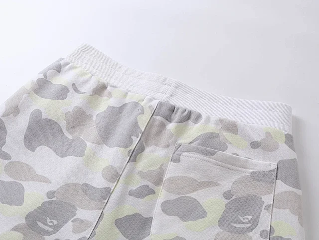 A BATHING APE T-Shirts Logo Graphic product detail image 17