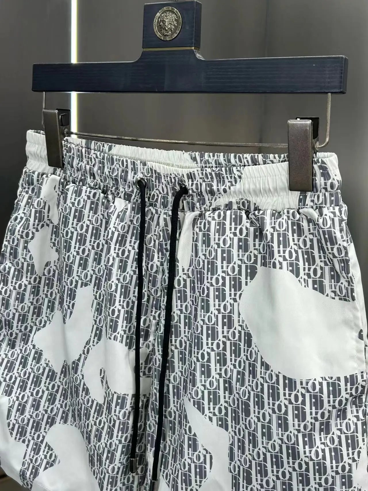 Dior Oblique Print Shorts White / Black - 21