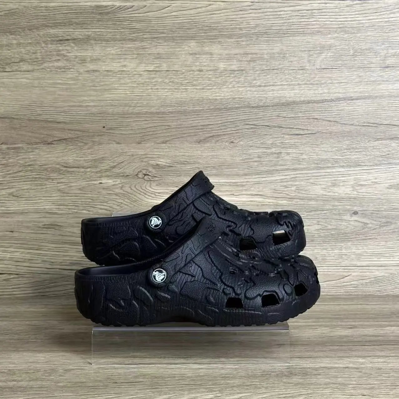 Crocs Classic Clog Sandstone Embossed Texture Clogs Sandals - 3