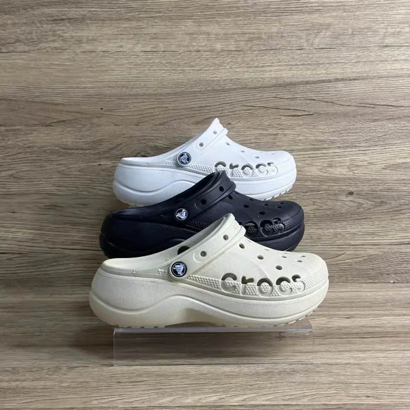 Crocs Slippers Talla 5