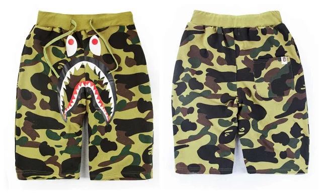 A BATHING APE T-Shirts Logo Graphic product detail image 13