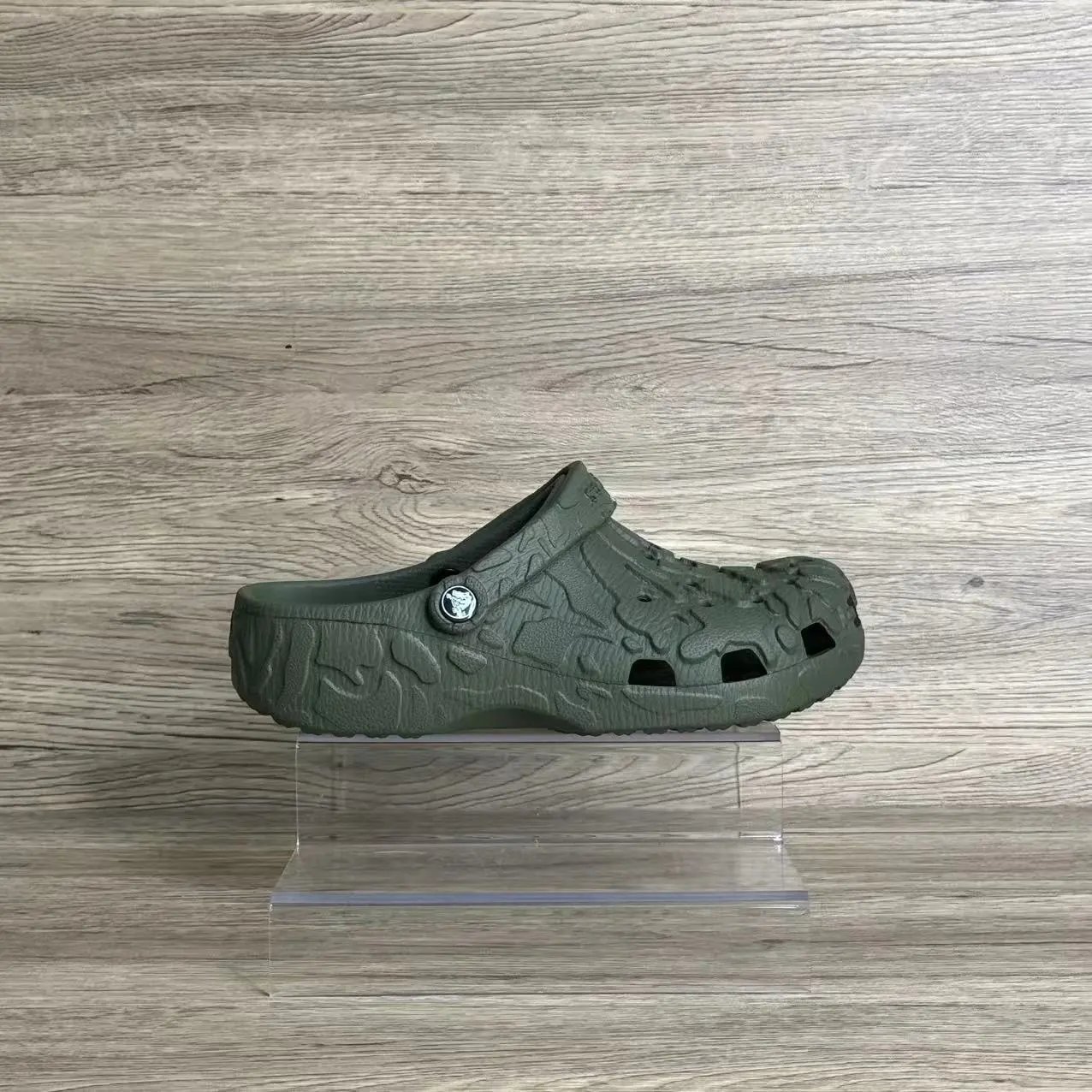 Crocs Classic Clog Sandstone Embossed Texture Clogs Sandals - 11
