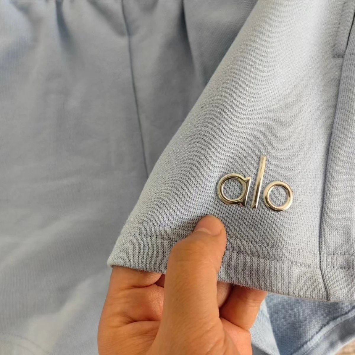 Alo Yoga Shorts Drawstring Sweat image 3