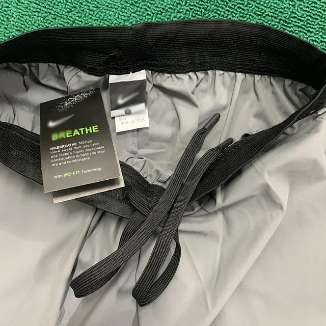 Nike Shorts Running with Elastic Mesh Waistband product detail image 10