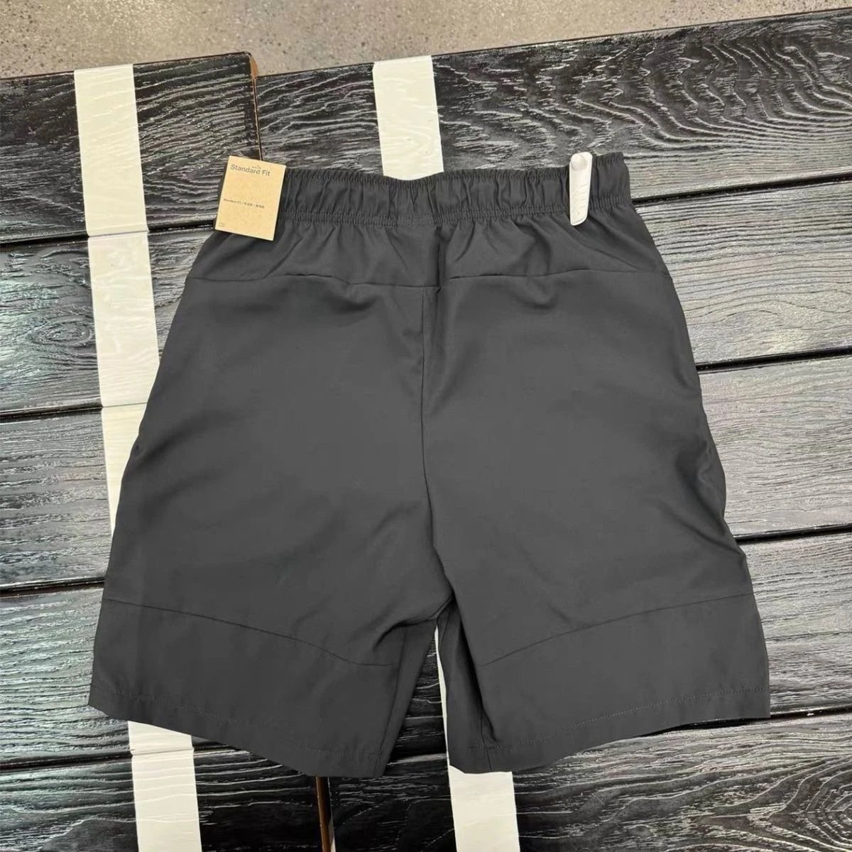 Nike Shorts Woven athletic with side pockets and split hems image 3