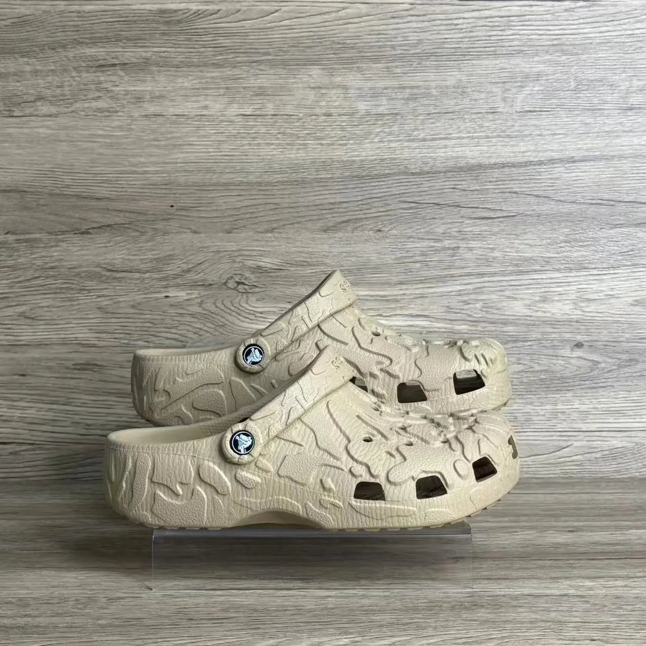Crocs Classic Clog Sandstone Embossed Texture Clogs Sandals - 5