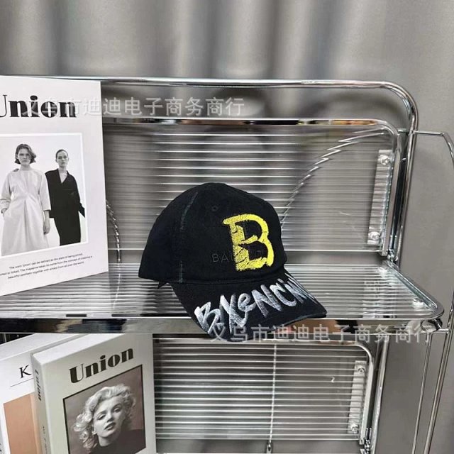 Balenciaga Cap: seller detail photo 8